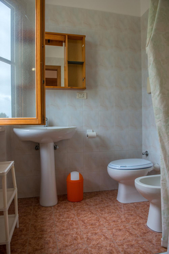Bathroom 3, Alba Del Gargano Home, Foggia