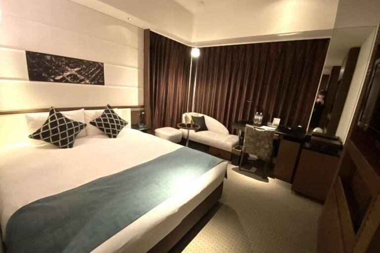 Bedroom 24