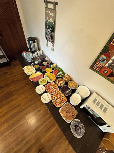 Food & Drinks 4, Dinar sky, Ak-Suu