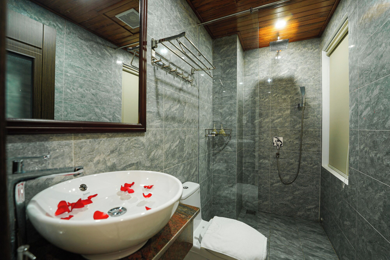 Bathroom 3, May Boutique Villa Hoi An, Da Nang