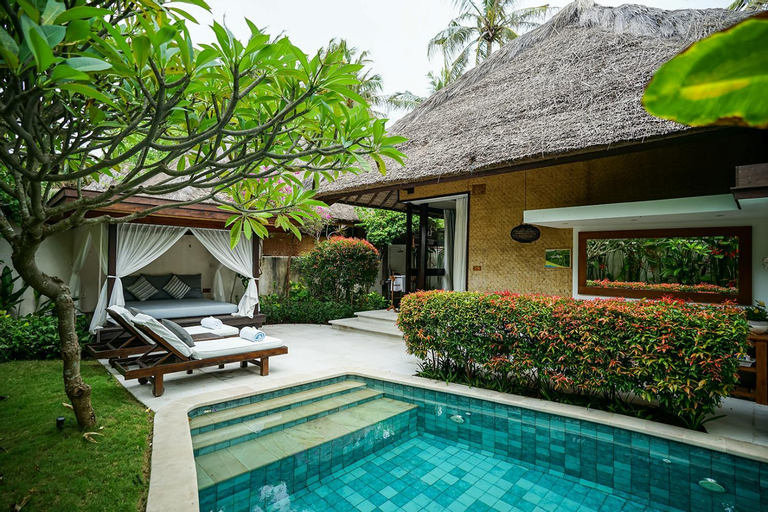 Swimming Pool 8