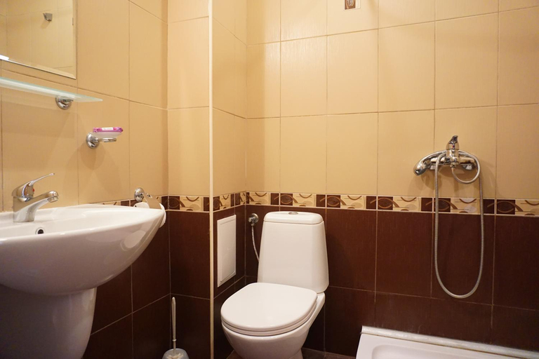 Bathroom 2, CarolMike Oasis Beach Apartment Kamchia Reserve, Avren