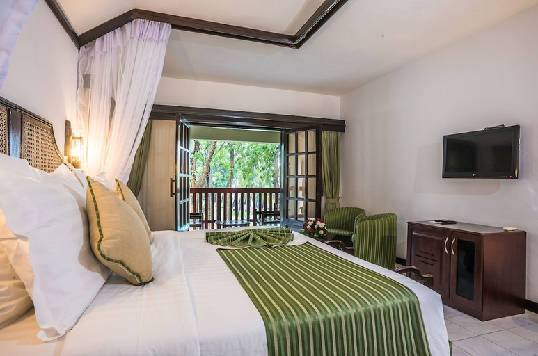 Bedroom 3, PrideInn Flamingo Beach Resort & Spa, Kisauni