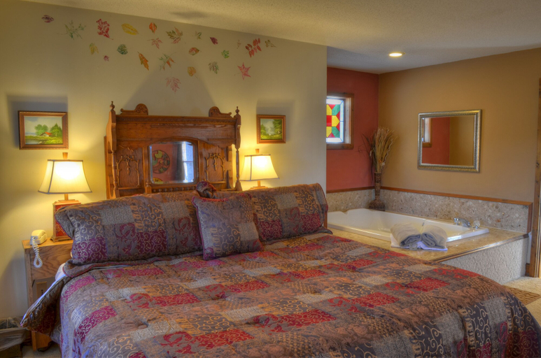 Bedroom 2, Blue Mountain Mist Country Inn & Spa, Sevier