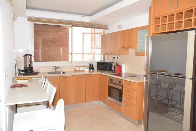 Others 2, Sweethome26 EILAT Apt with Jaccuzzi / Free Parking