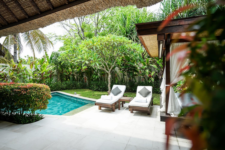 Swimming Pool 5