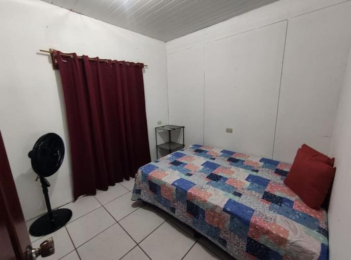 Bedroom 3, Lasagna House, Golfito