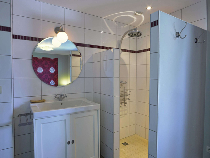 Bathroom 4, Holiday Home in Stoumont With Valley View, Liège