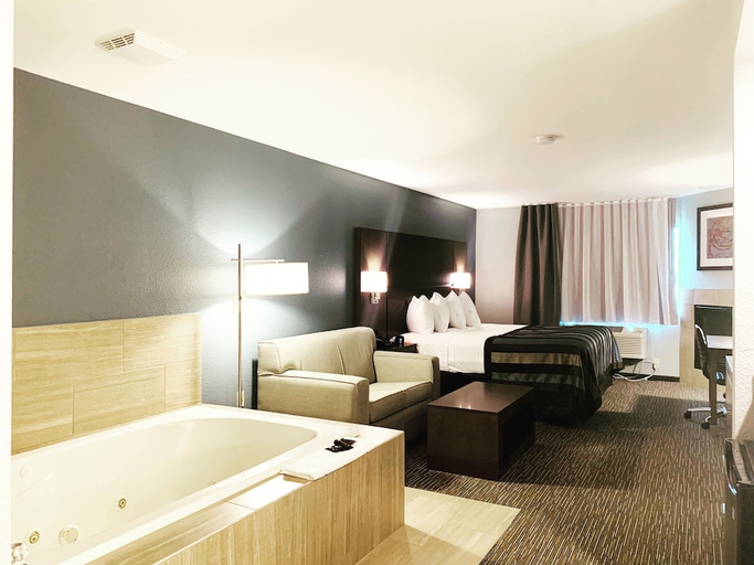 Bedroom 3, Wingate by Wyndham Wisconsin Dells, Sauk