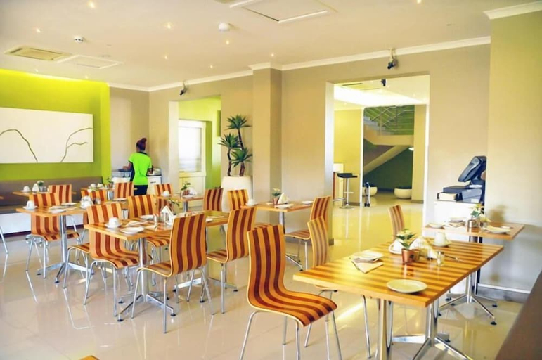 Food & Drinks 4, Travelodge Gaborone, Gaborone