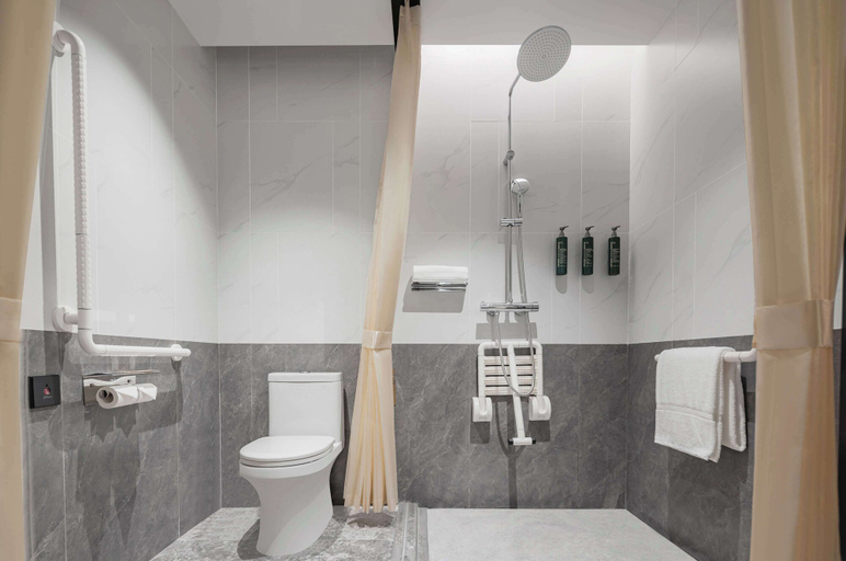 Bathroom 3, Hilton Garden Inn Yichang Yiling, Yichang