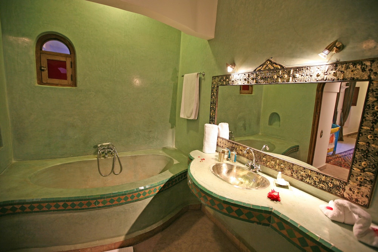 Bathroom 3, Riad Laora, Marrakech