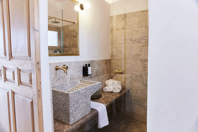 Bathroom 3, EQUILICUÁ, Almería