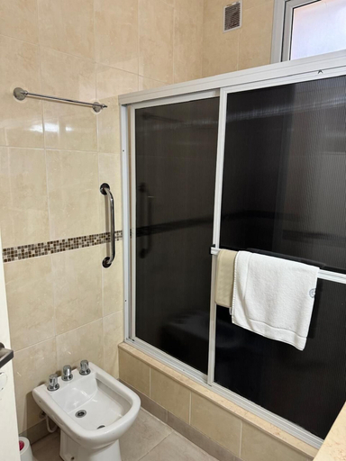 Bathroom 5, Intersur Independencia, Rió Hondo