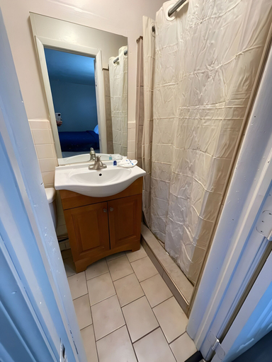 Bathroom 5, Scottish Inns - Middletown, Dauphin