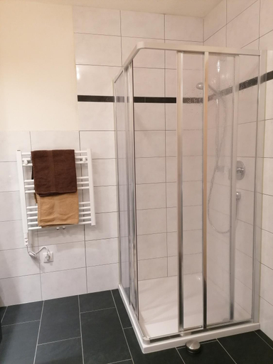 Bathroom 3, Ferienwohnung Lechner Daniel, Schwaz