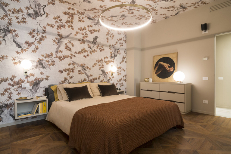 Others 2, MyHomeInComo - Ivory Suite, Como