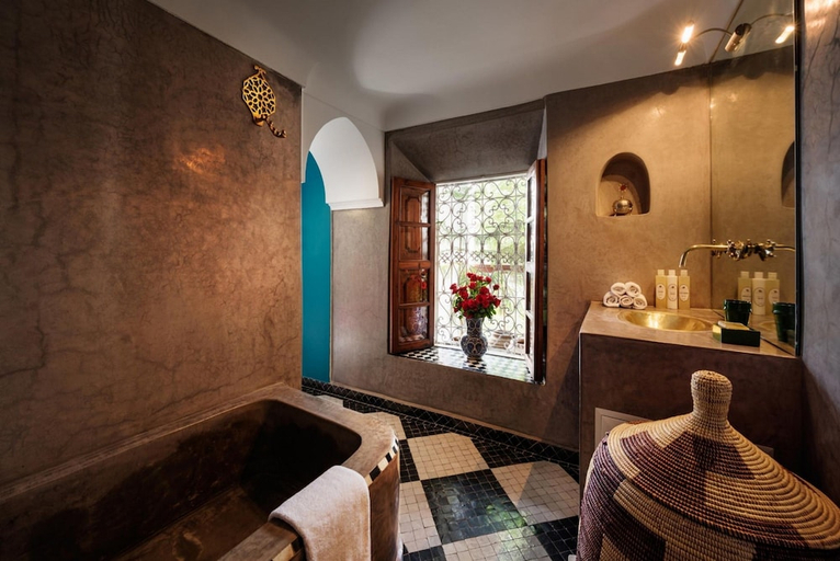 Bathroom 4, Riad Les Yeux Bleus, Marrakech