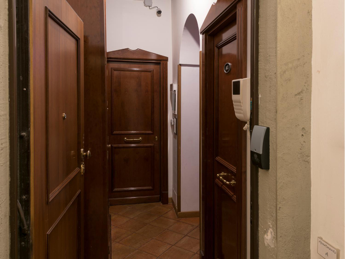 Others 5, IG Suites, Rome