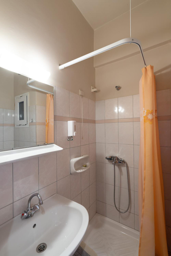Bathroom 4, Hotel Ntinas, Thessaly