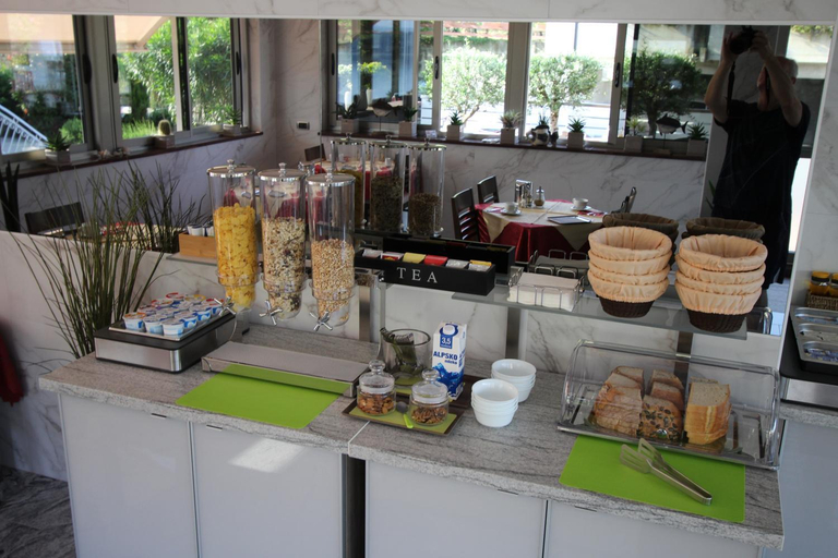 Food & Drinks 4, Pension Silvia, Piran
