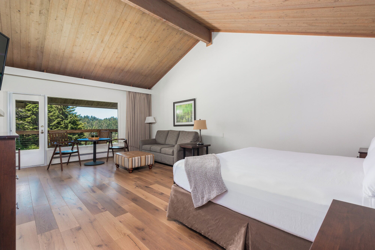 Bedroom 4, Salishan Coastal Lodge, Lincoln