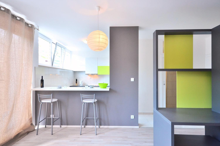Others 4, Bretia Apartments, Sutivan