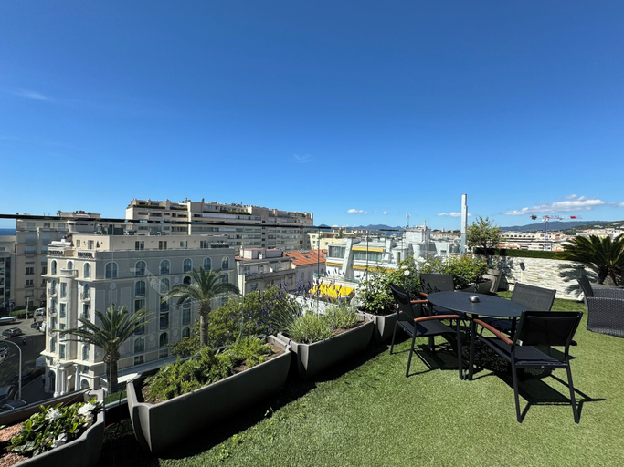Others 5, Hotel De Provence, Alpes-Maritimes