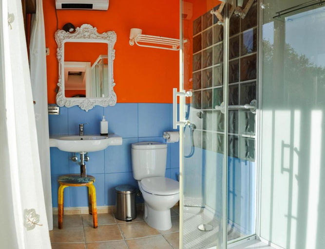 Bathroom, Agroturismo Ibarrondo Etxea, Vizcaya