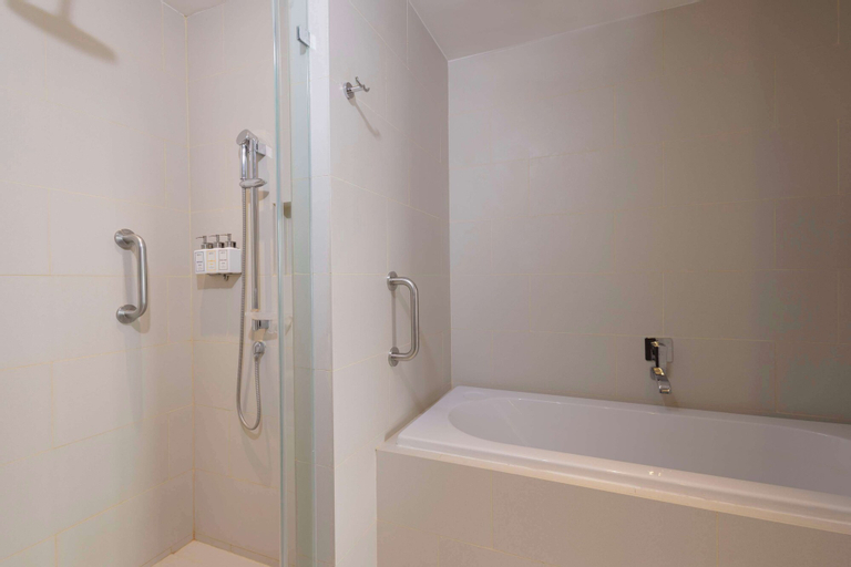 Bathroom 20