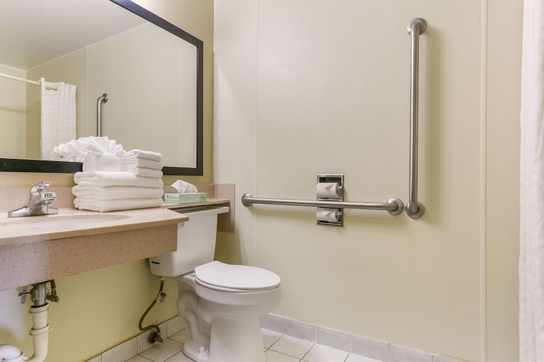 Bathroom 3, Inn at York, York