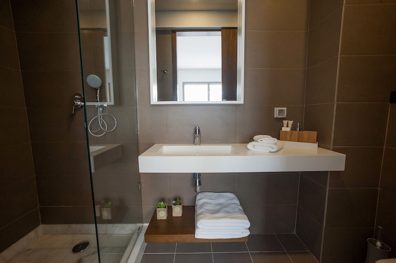 Bathroom 4, Ocean Park Hotel, Premium Suites & Wellness, Casablanca