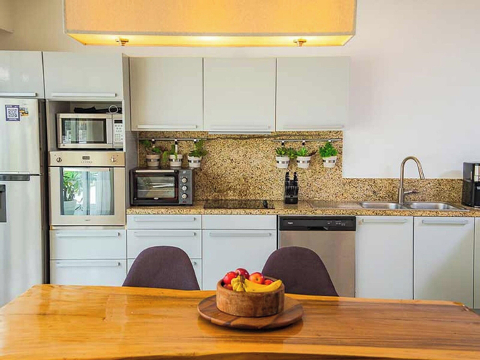 Dining Room 22