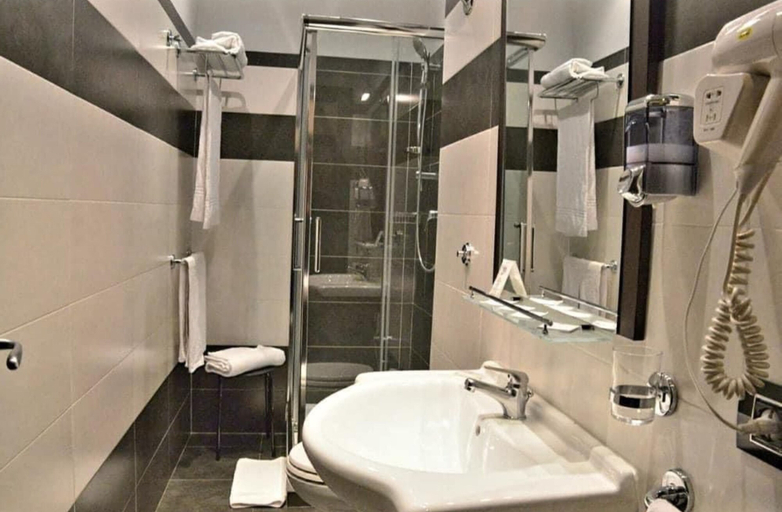 Bathroom, Beautiful Colosseum Roma, Roma