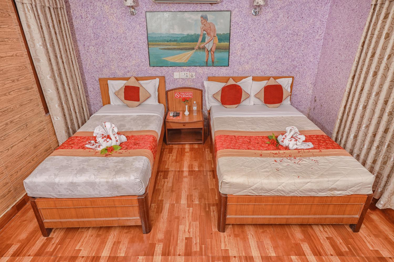 Bedroom 3, Hotel Wild Life Camp, Narayani