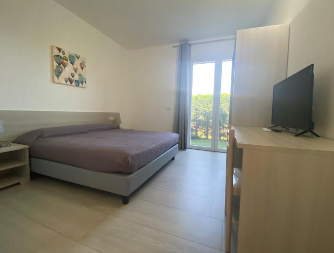 Bedroom 3, Crystal bed and breakfast, Novara