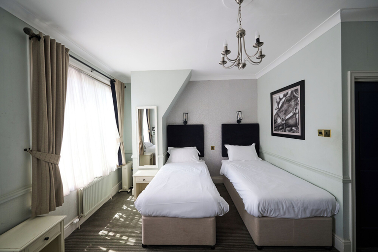 Bedroom 2, White Hart, Newmarket by Marston's Inns, Suffolk