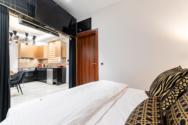 Bedroom 4, Royal Gold City Suites by Omilos Hotels, Crete