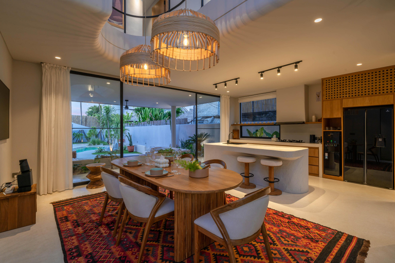 Others 5, Berawa Breeze: Chic 4BR Beachside Oasis with Sauna, Badung