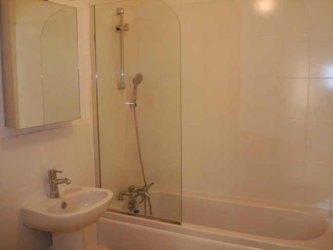 Bathroom 3, Lantana Resort Barbados