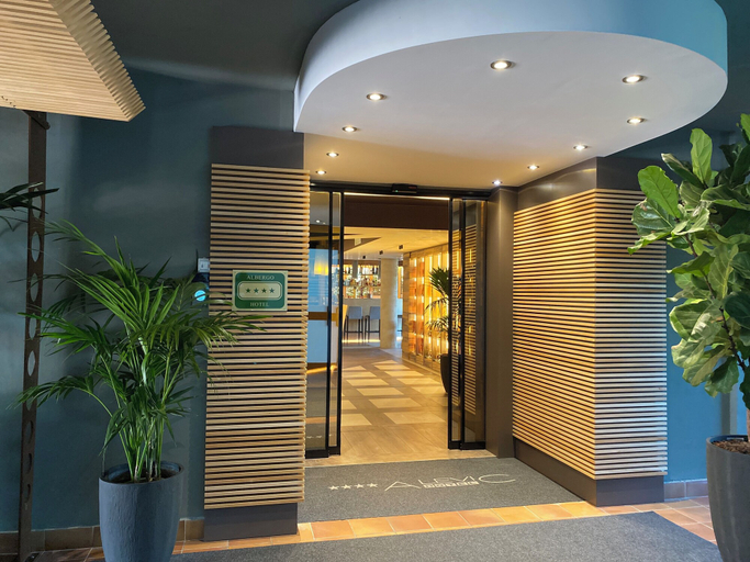 Exterior & Views 2, Alevic Hotel Sirmione, Brescia