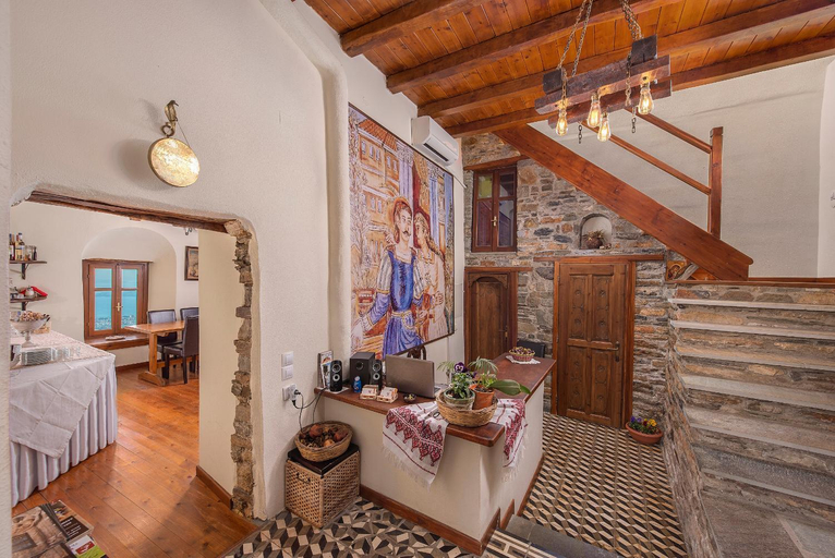 Public Area, Archontiko Melanthi, Thessaly
