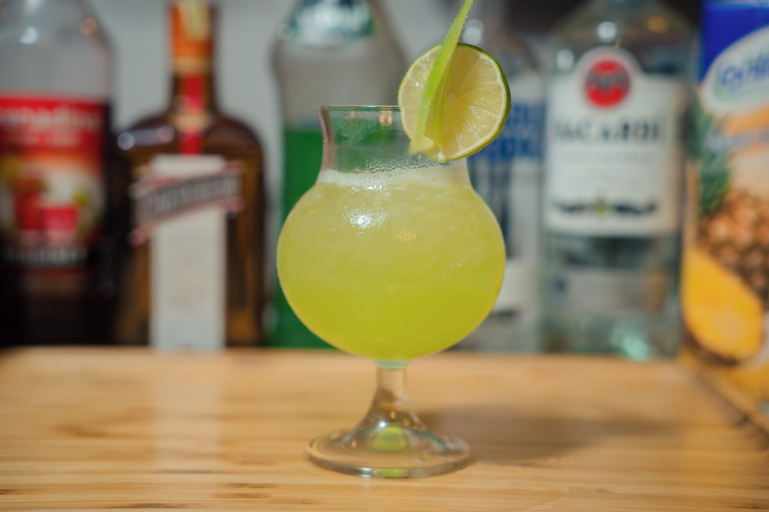 Food & Drinks 11