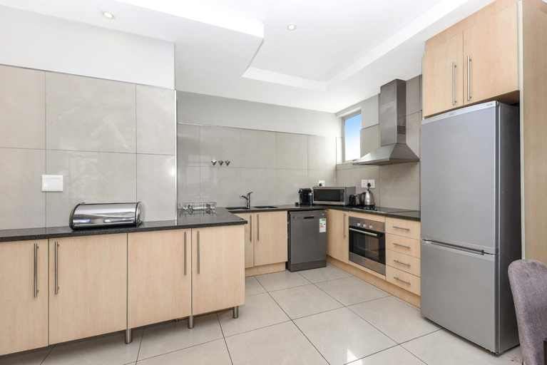 Others 5, Sandton Apartments Hydro, City of Johannesburg