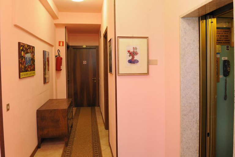 Others 4, Hotel Elena, Verbano-Cusio-Ossola