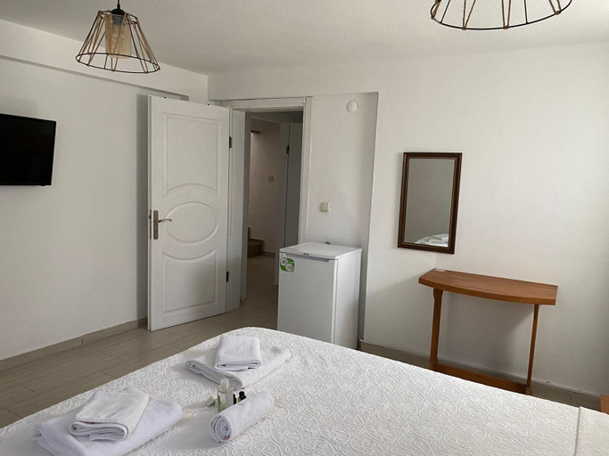 Bedroom 3, Alize Otel, Bozcaada