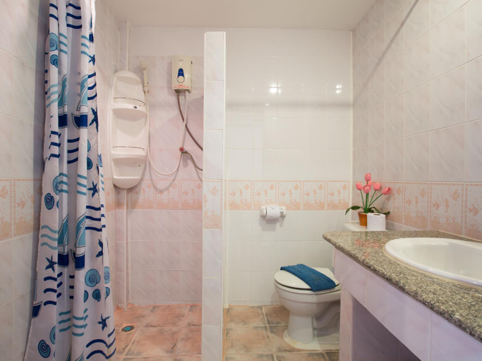 Bathroom 3, Stefan's Guesthouse, Pattaya
