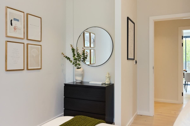 Bathroom 3, The Brondesbury Place - Bright 2bdr Flat With Balcony + Parking, London