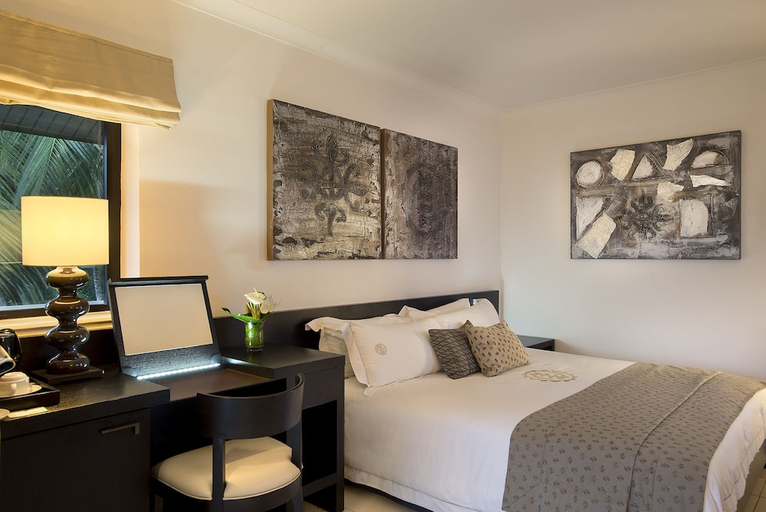 Bedroom 3, Labadi Beach Hotel, Accra
