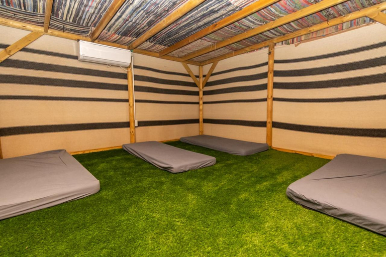 Bedroom 2, Ras Hasita